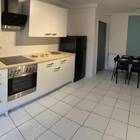 Apartment Esmarchstrasse - Naehe Bahnhof Sebaldsbrueck Bremen