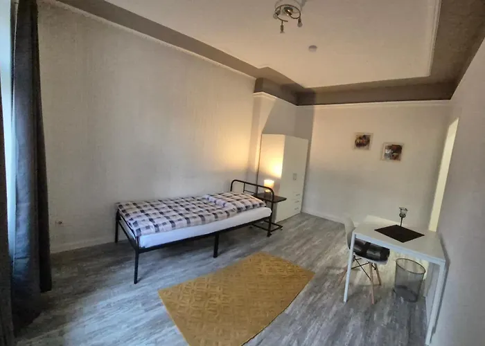 Esmarchstraße - Nähe Bahnhof Sebaldsbrück *